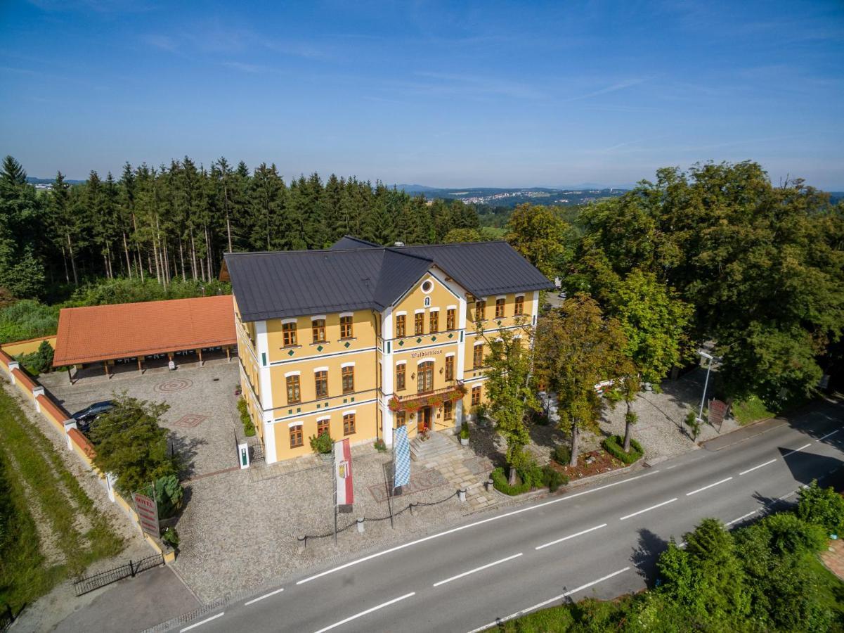 Hotel & Restaurant Waldschloss Passau Exterior foto